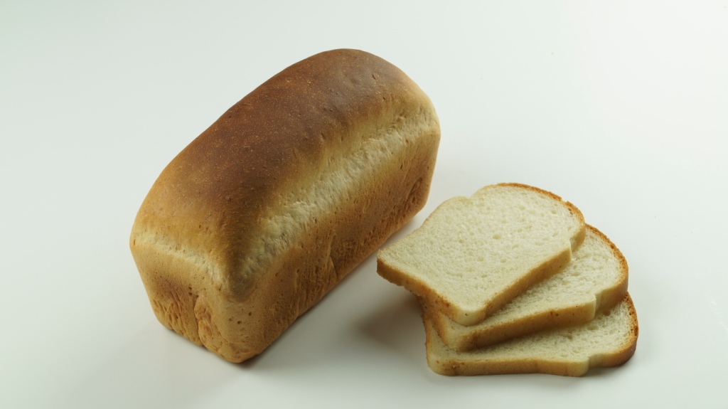 Хлеб пшеничный из муки 1 сорта 400 г (нарезанный)