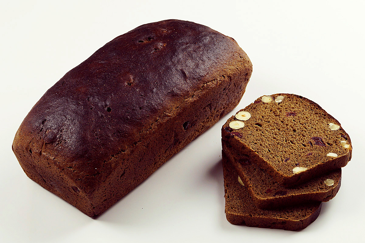 картинка Хлеб «Монастырский» с фундуком и клюквой 350 г (нарезанный) от Первого хлебозавода